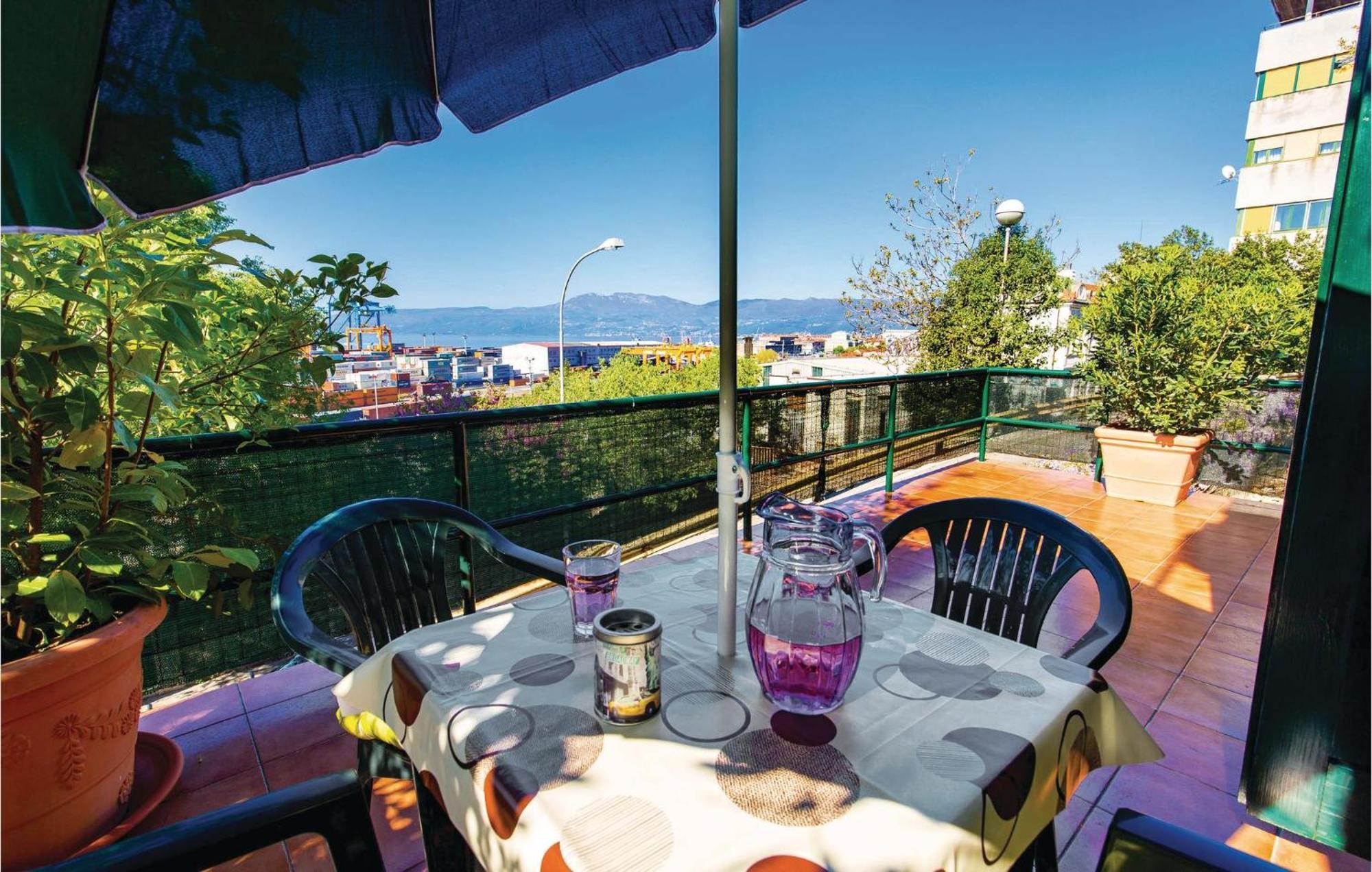 Amazing Apartment In Rijeka With Wifi Exterior photo